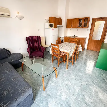 Informat 1 - Pool And Seaview - Location דירה