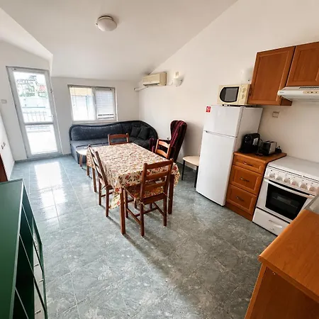 Informat 1 - Pool And Seaview - Location דירה