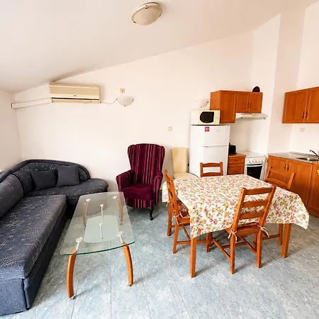 Informat 1 - Pool And Seaview - Location * סבטי ולאס
