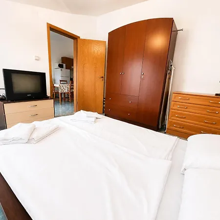 דירה Informat 1 - Pool And Seaview - Location