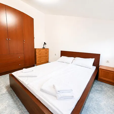 Informat 1 - Pool And Seaview - Location * סבטי ולאס