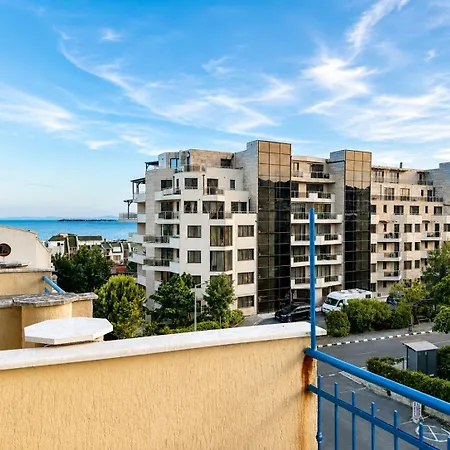 Informat 1 - Pool And Seaview - Location דירה *